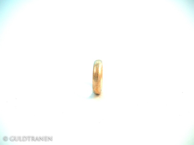 guldtranen  476